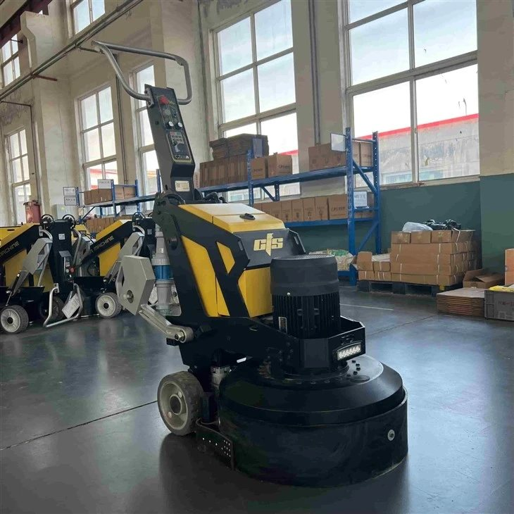 Industrial floor grinding equipment for concrete preparation
